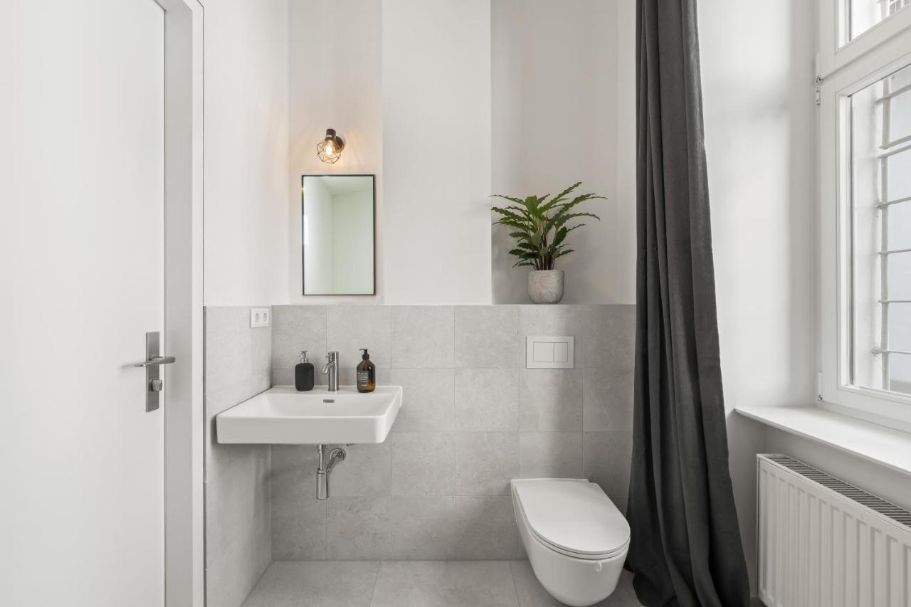 The Strassburger, Stylish 3 Bedroom Apartment In Downtown Berlino Esterno foto