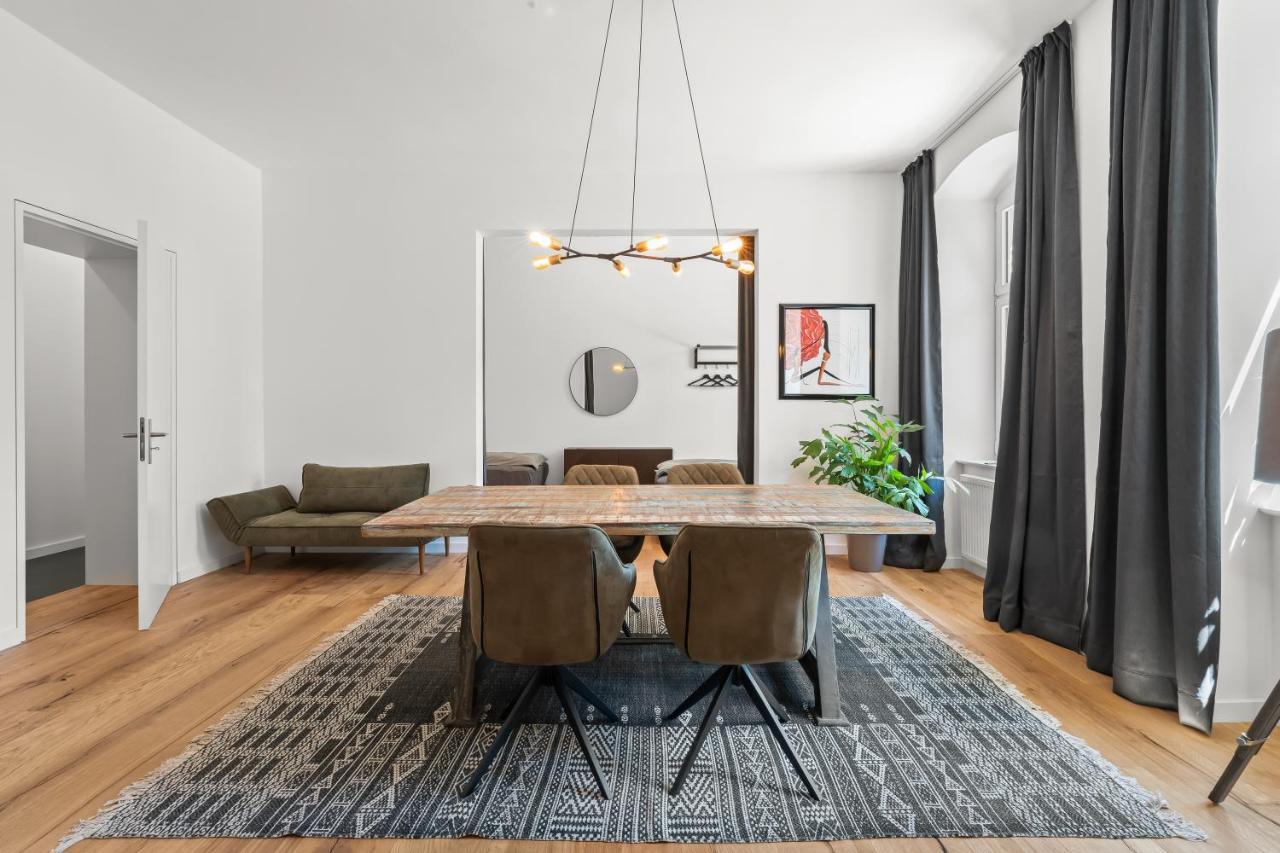 The Strassburger, Stylish 3 Bedroom Apartment In Downtown Berlino Esterno foto